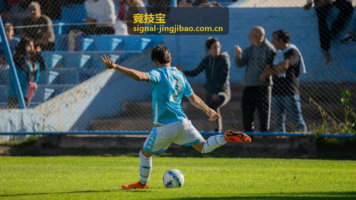 竞技宝赛事服务入口与内容浏览画面